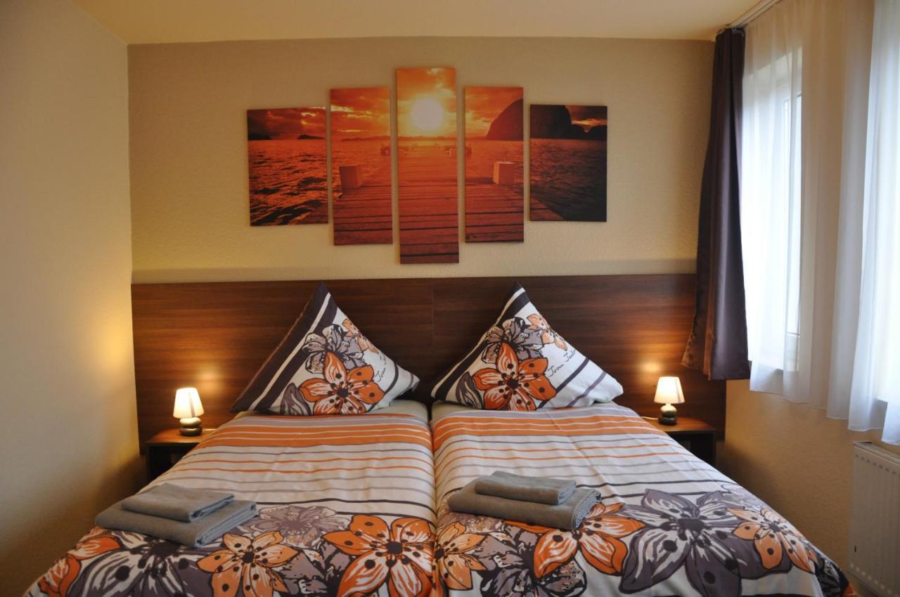 Ursprung Apartments Росток Екстериор снимка