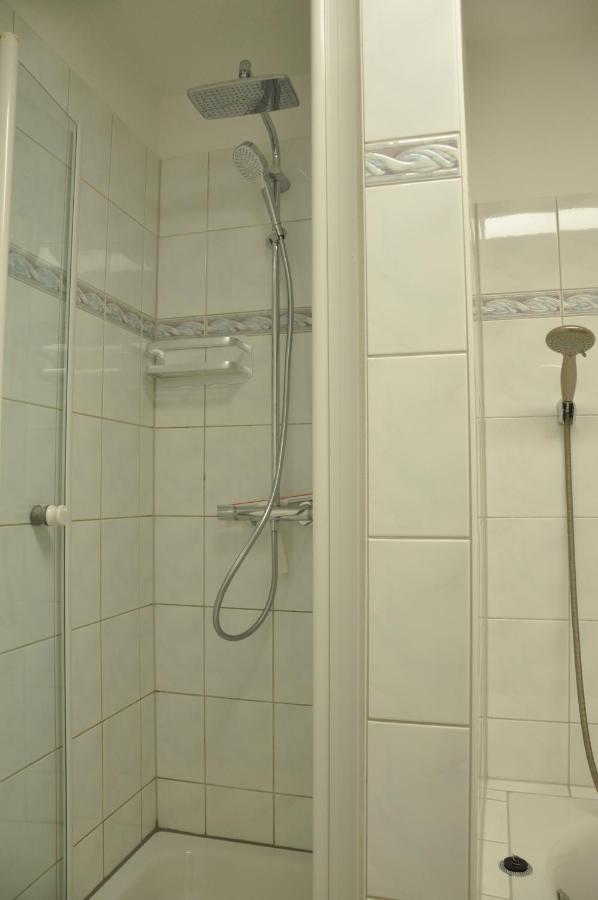 Ursprung Apartments Росток Екстериор снимка