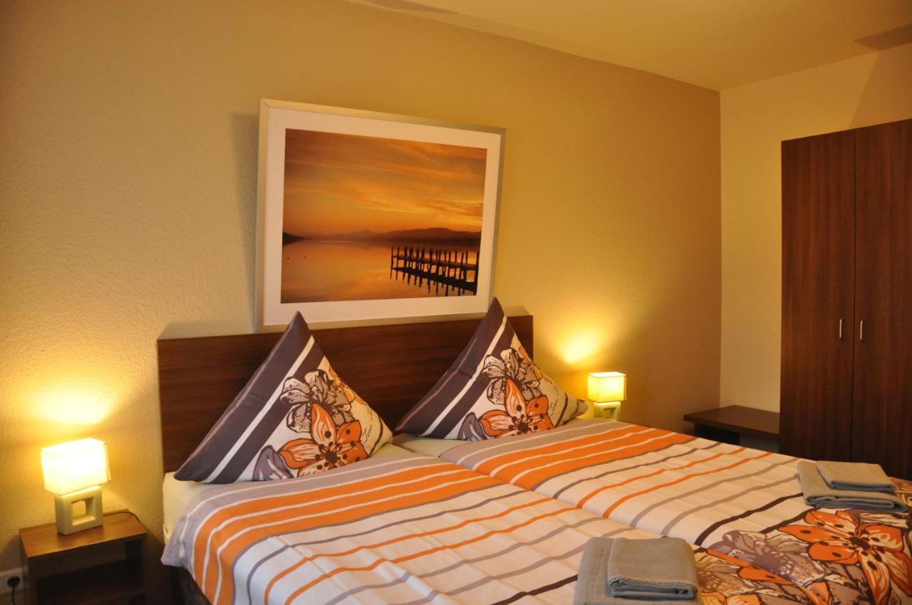 Ursprung Apartments Росток Екстериор снимка